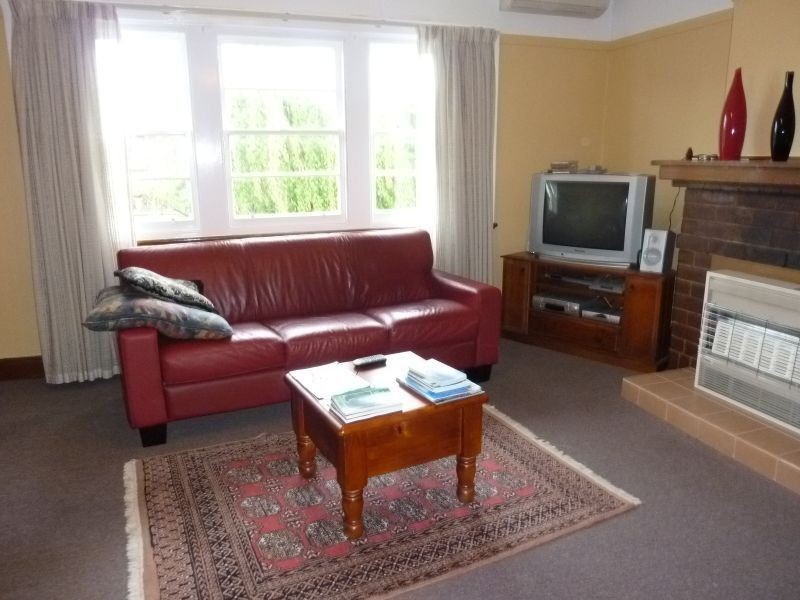 9 Henry Street, Sheffield TAS 7306