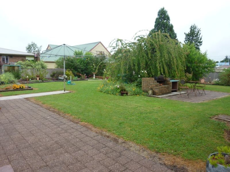 9 Henry Street, Sheffield TAS 7306