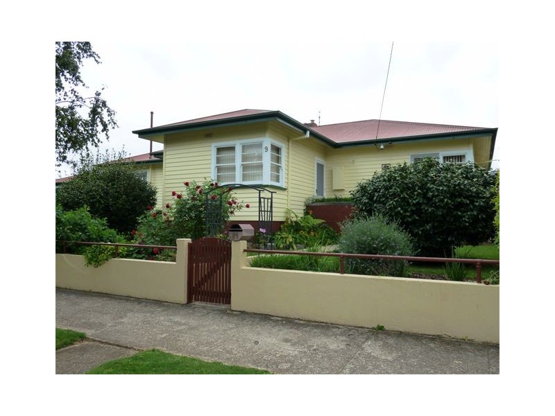 9 Henry Street, Sheffield TAS 7306