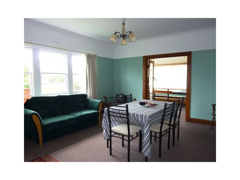 9 Henry Street, Sheffield TAS 7306