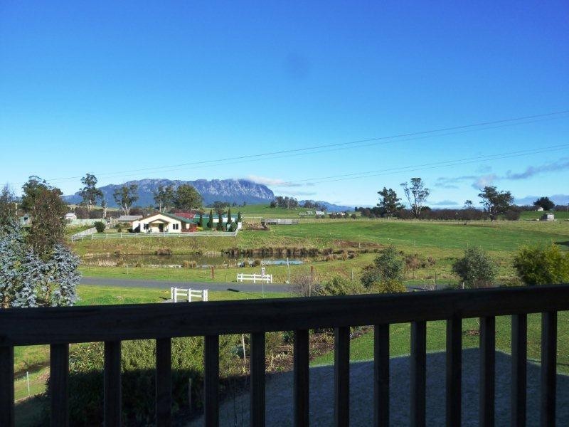 9 Formby Street, Sheffield TAS 7306