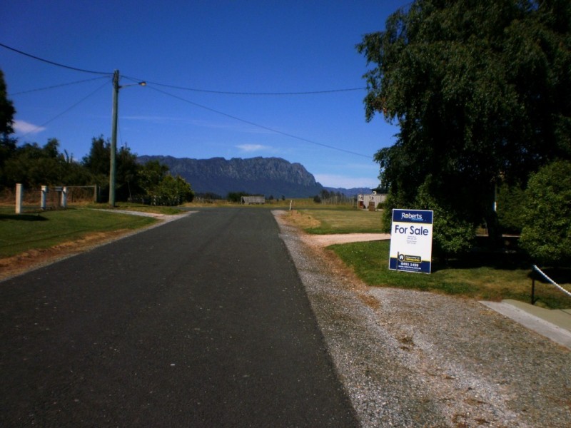13 Johnson Street, Sheffield TAS 7306