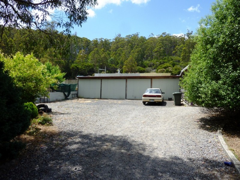 1 Main Street, Cethana TAS 7306