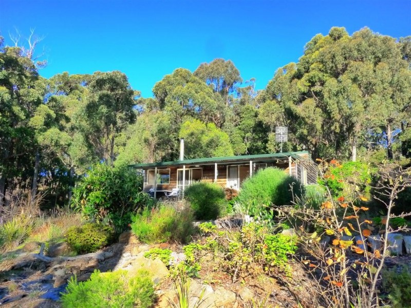 28 North Pole Road, Nook TAS 7306
