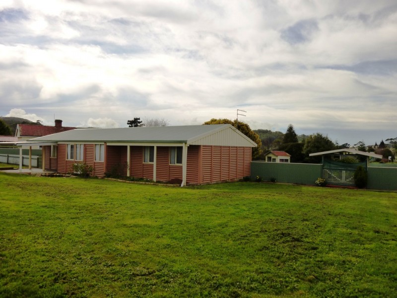 10 Johnson Street, Sheffield TAS 7306