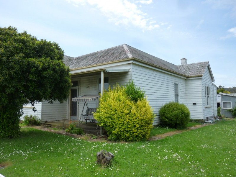 19 Formby Street, Sheffield TAS 7306