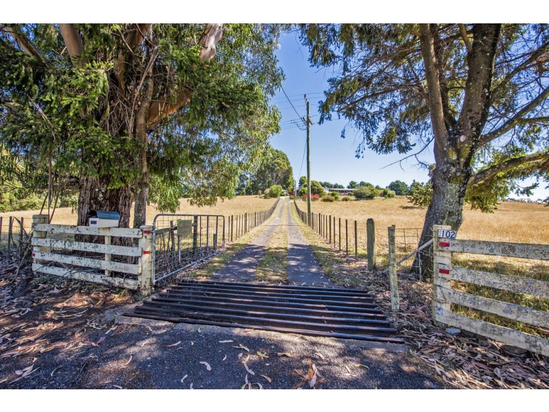102 Brays Road, Sheffield TAS 7306