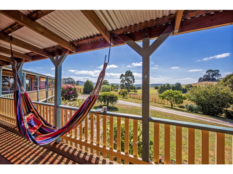 102 Brays Road, Sheffield TAS 7306