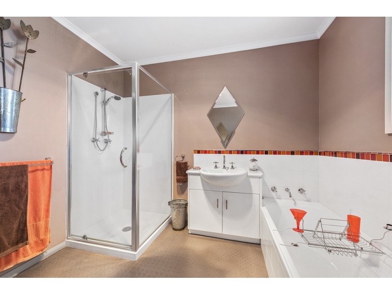 102 Brays Road, Sheffield TAS 7306