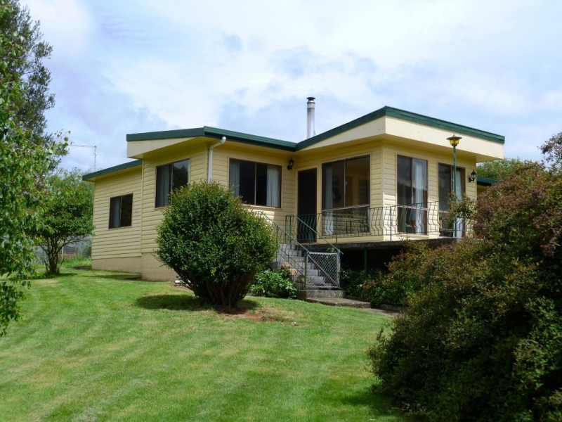 92 Cradle Mountain Road, Wilmot TAS 7310