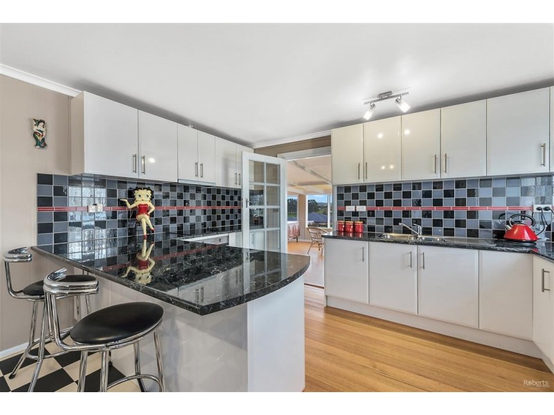 19 High Street, Sheffield TAS 7306