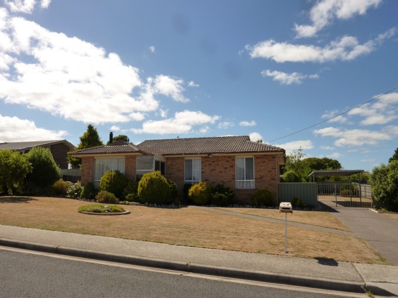 4 Duff Drive, Sheffield TAS 7306