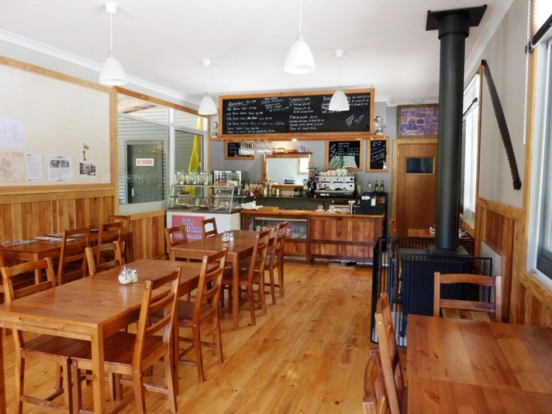 1 Main Street, Cethana TAS 7306