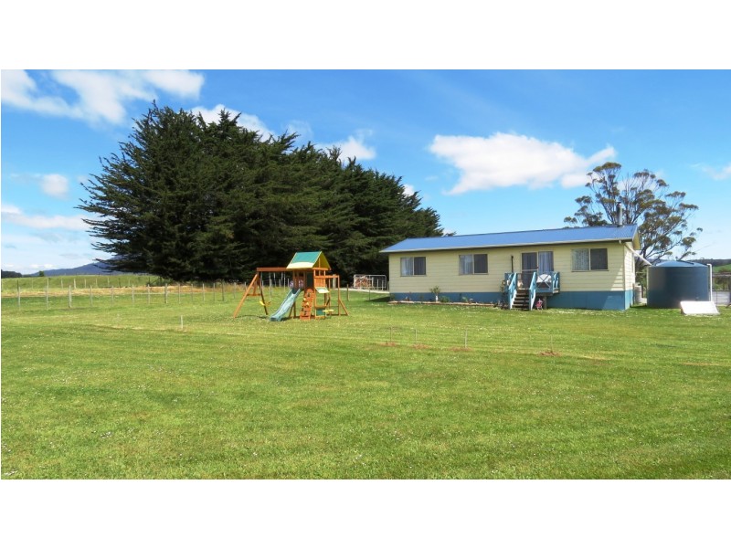 2 McNabs Road, West Kentish TAS 7306