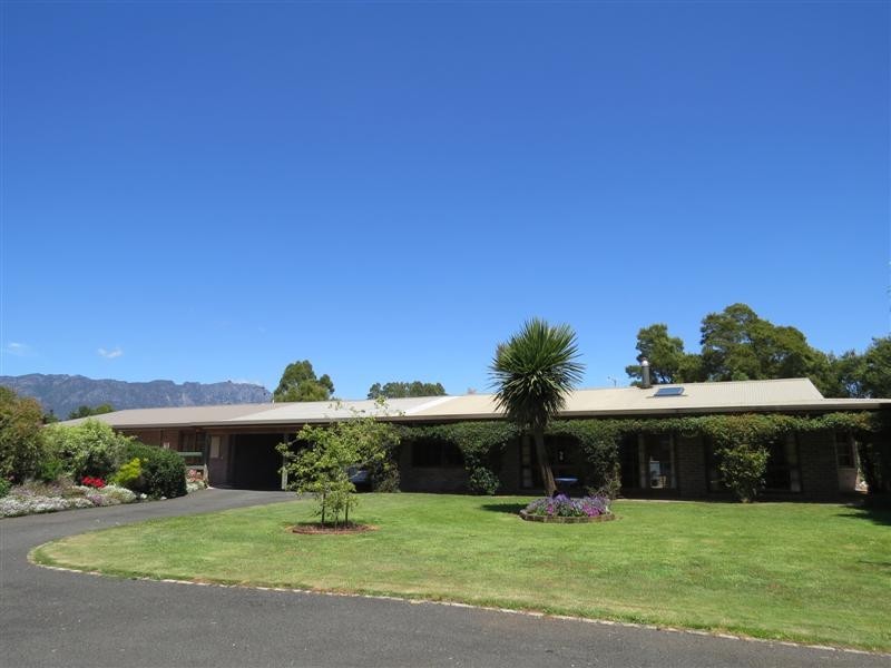 70 Brays Road, Sheffield TAS 7306