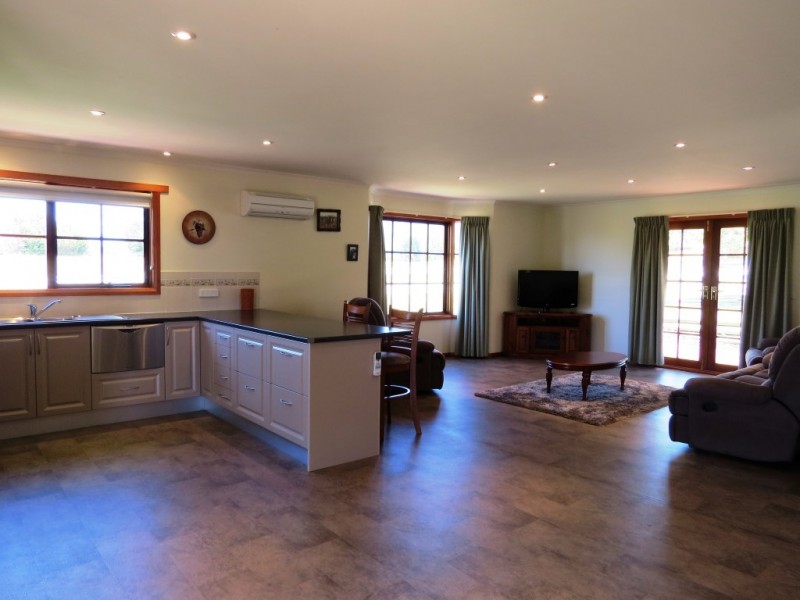 70 Brays Road, Sheffield TAS 7306