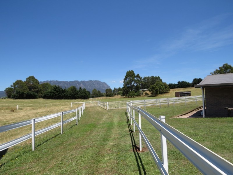 70 Brays Road, Sheffield TAS 7306