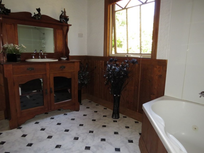 97 Main Street, Sheffield TAS 7306