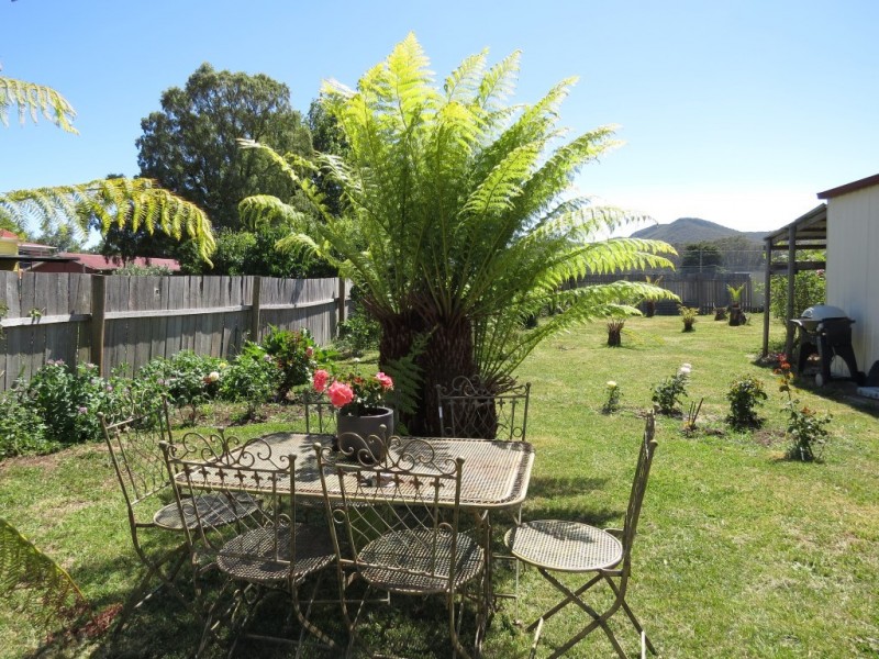 97 Main Street, Sheffield TAS 7306