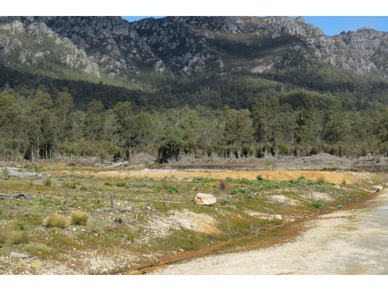 30-32 Wellington Street, Gowrie Park TAS 7306