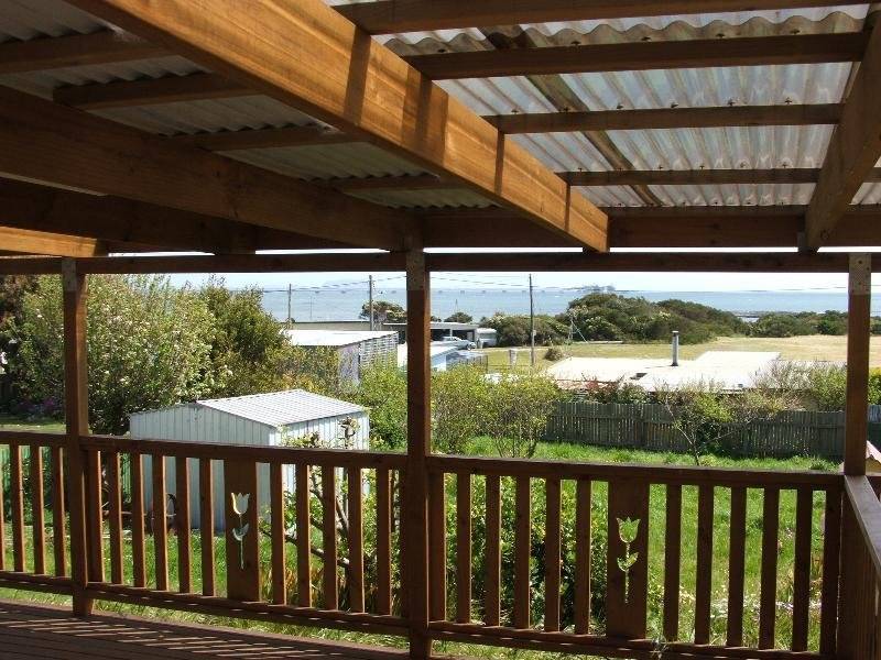 9 Barnett Street, Crayfish Creek TAS 7321