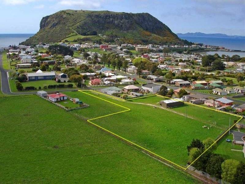 5 Albert Street, Stanley TAS 7331