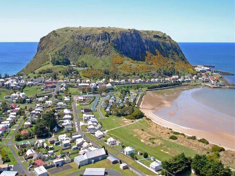 5 Albert Street, Stanley TAS 7331