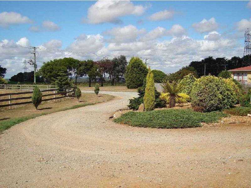 560  Mengha Road, Forest TAS 7330