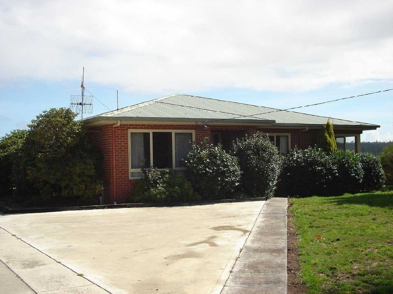 24700 Bass Highway, Smithton TAS 7330