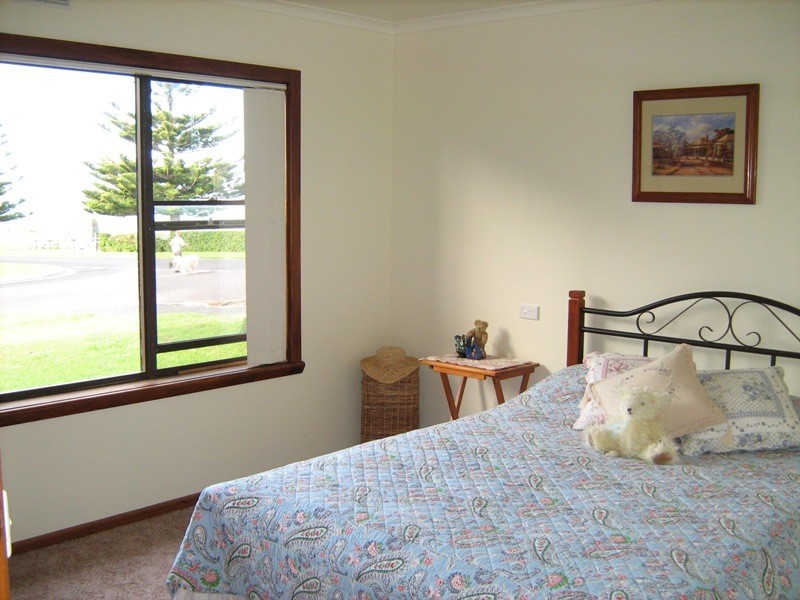 2 Rougemont Street, Stanley TAS 7331