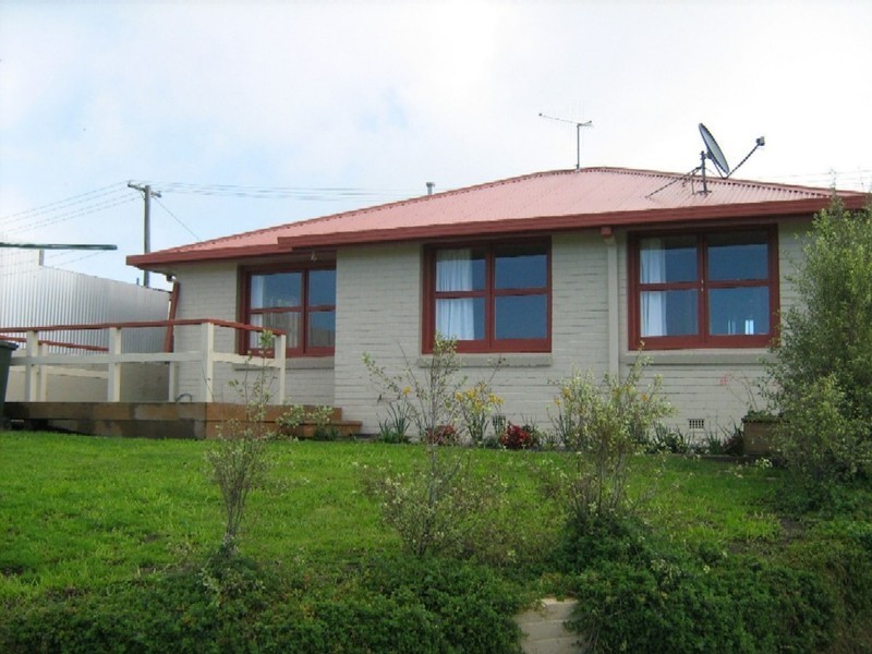 21 Poke Street, Smithton TAS 7330