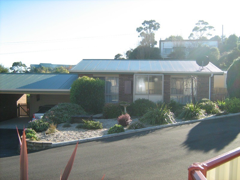 Unit 4 109A Emmett Street, Smithton TAS 7330