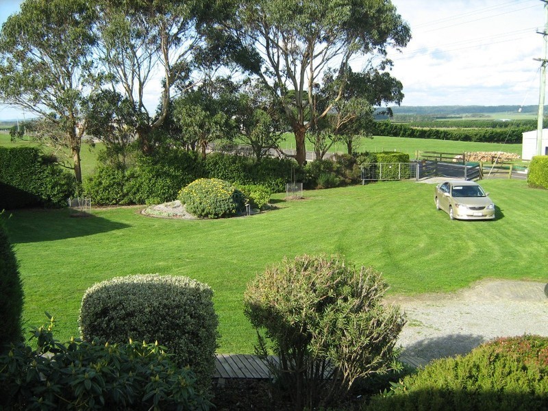 Smithton TAS 7330