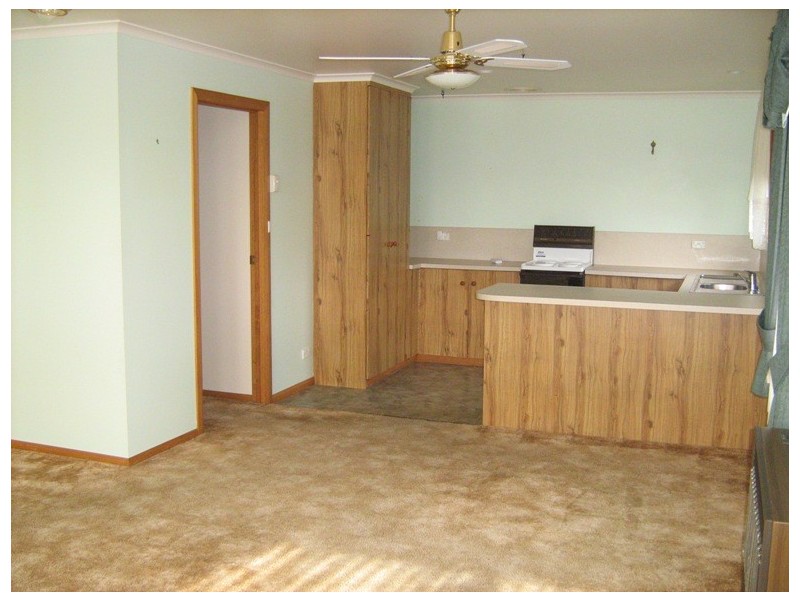 9 Robert Street, Smithton TAS 7330