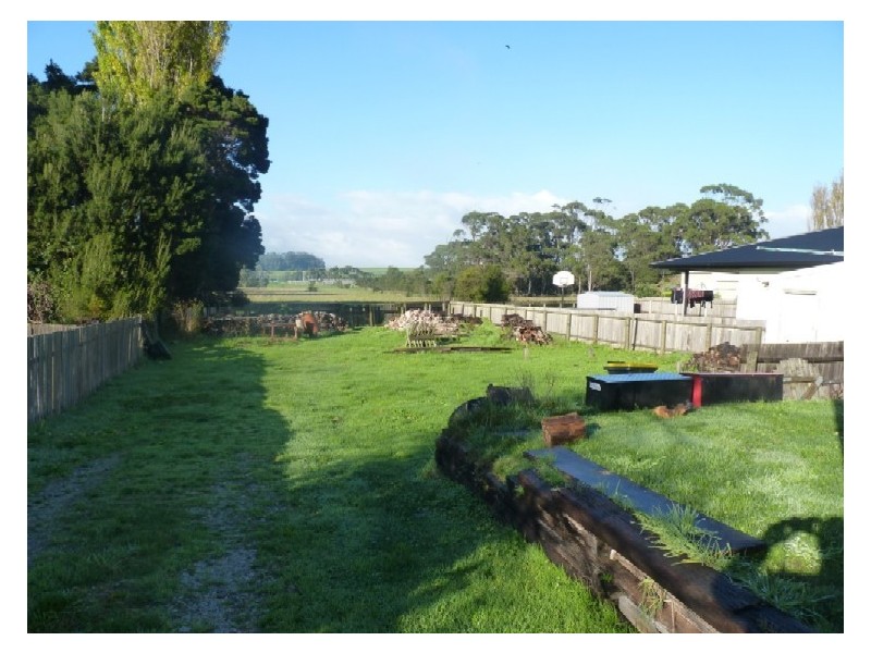 Smithton TAS 7330