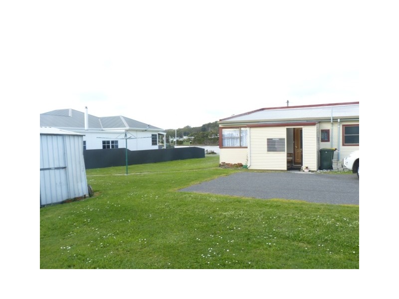 14 West Esplanade, Smithton TAS 7330