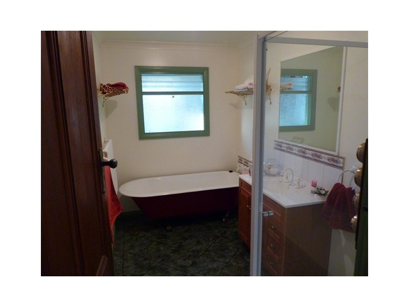 42 Smith Street, Smithton TAS 7330