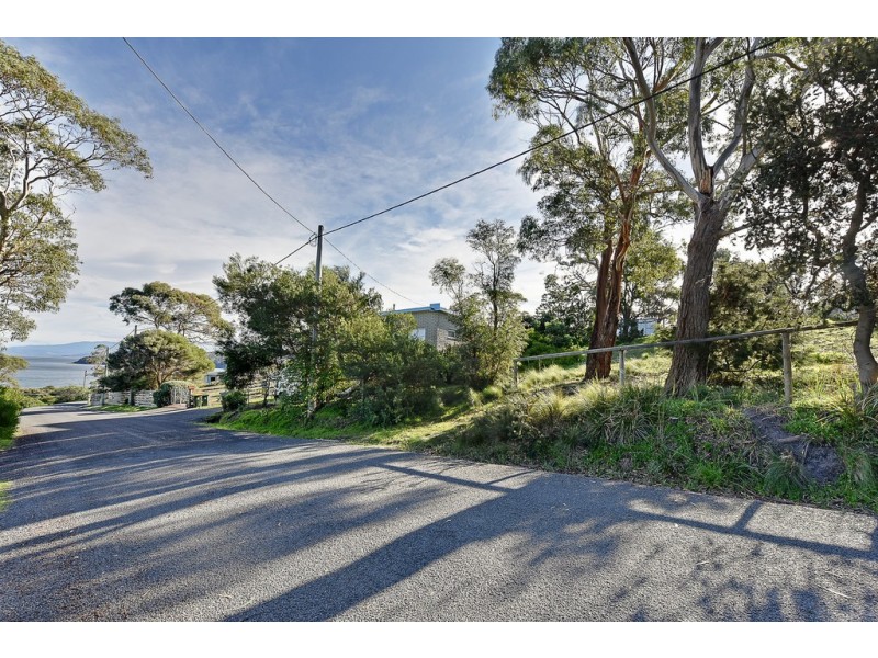 42 Myrica Street, Primrose Sands TAS 7173