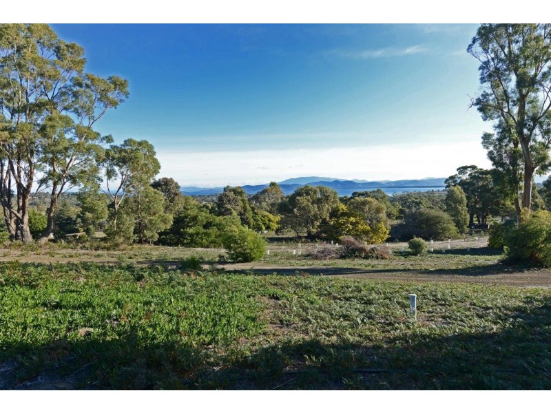 11 Okines Road, Dodges Ferry TAS 7173
