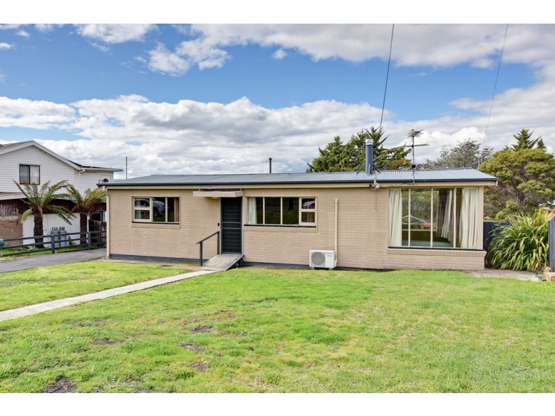 15 Third Avenue, Midway Point TAS 7171