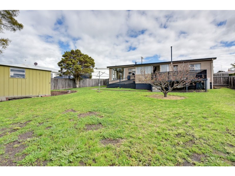 15 Third Avenue, Midway Point TAS 7171