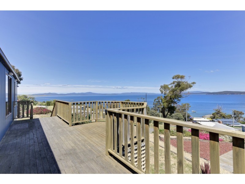 1-3 Broom Street, Primrose Sands TAS 7173