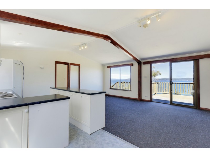 1-3 Broom Street, Primrose Sands TAS 7173