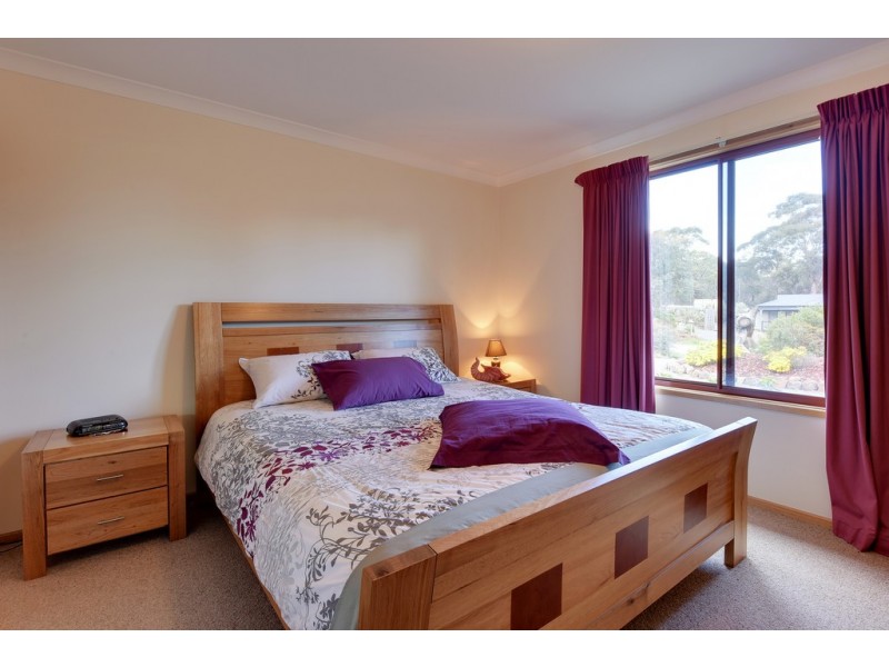 8 Carlton Court, Carlton TAS 7173