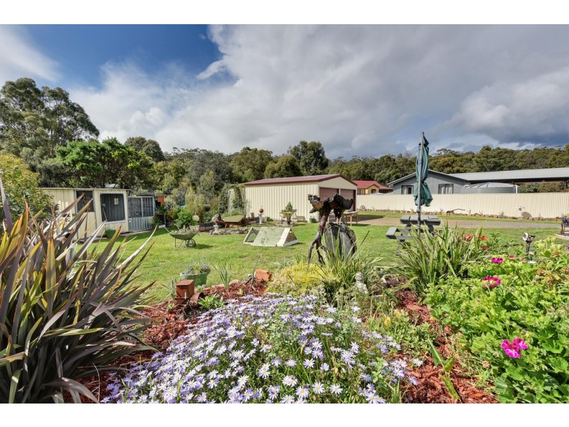 8 Carlton Court, Carlton TAS 7173