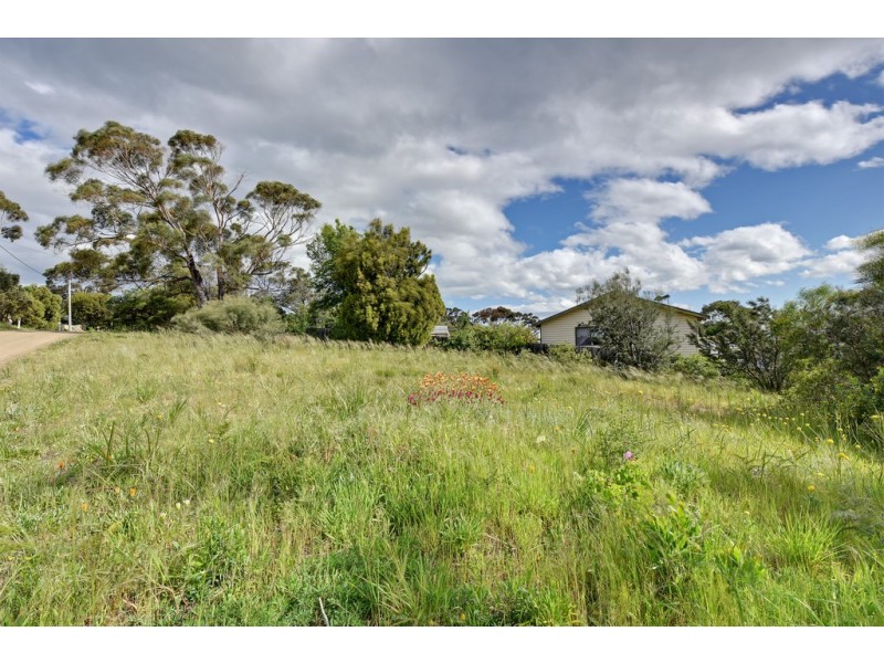 26 Grevillea Street, Primrose Sands TAS 7173