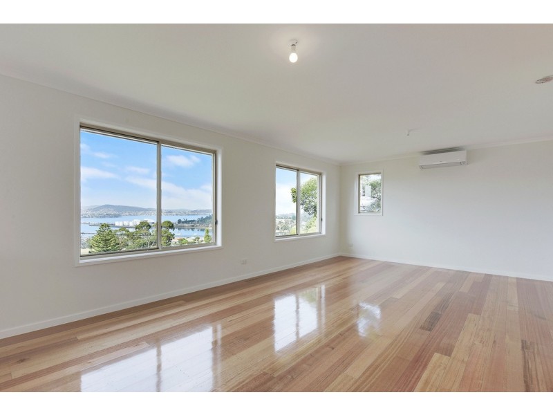 24 Lime Road, Lutana TAS 7009