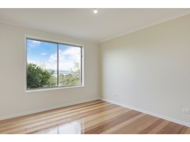 24 Lime Road, Lutana TAS 7009