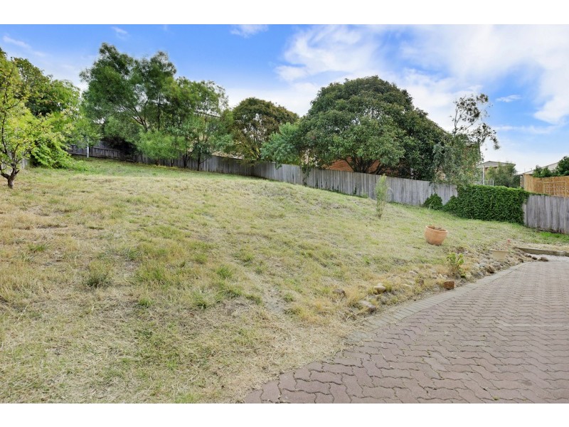 24 Lime Road, Lutana TAS 7009