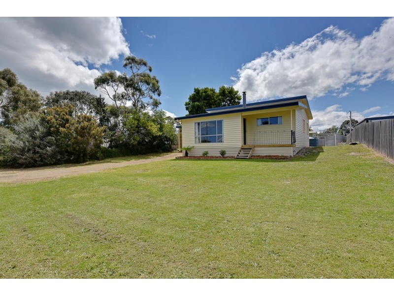 5 Third Avenue, Dodges Ferry TAS 7173